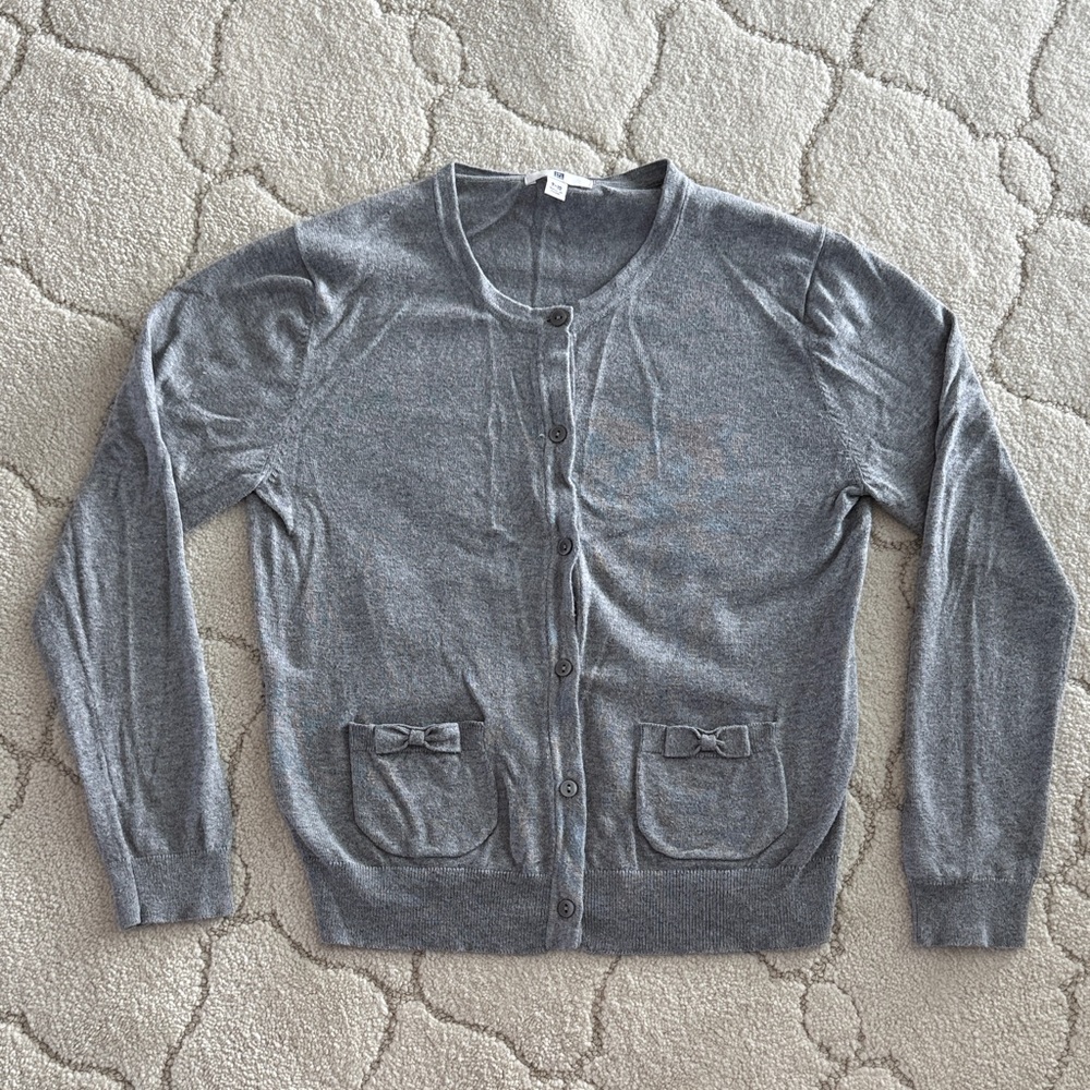 Uniqlo Kids  Gray Button-Up Cardigan with Pockets